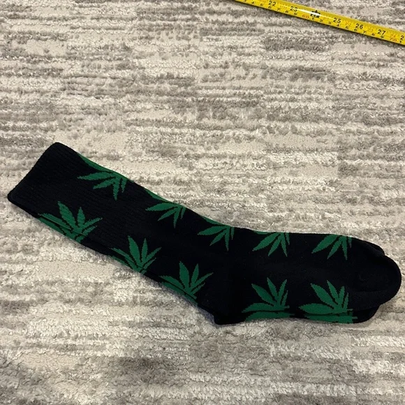 Huff Socks - Picture 2 of 3